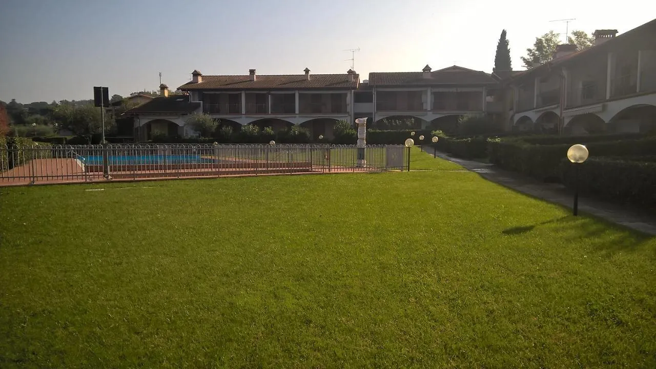 Casa Paradiso Del Garda Manerba del Garda Italia